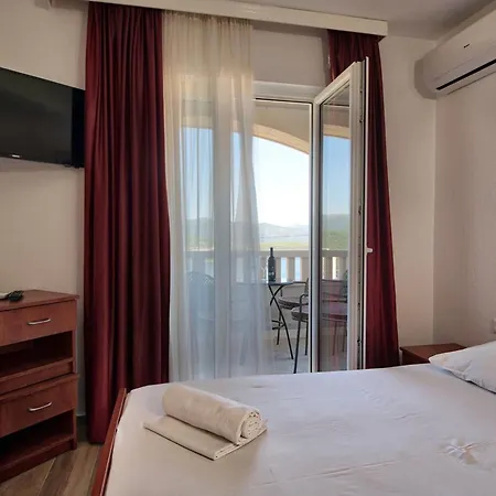 Bona Apartment
