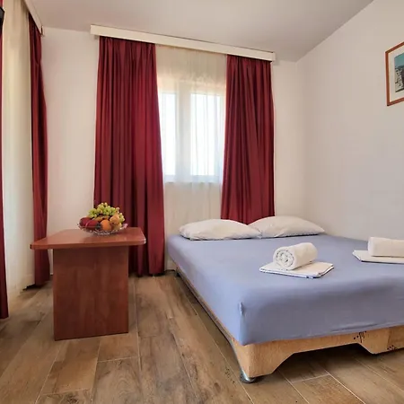 Bona Apartment *