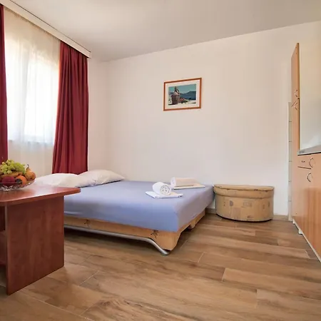 Bona Apartment